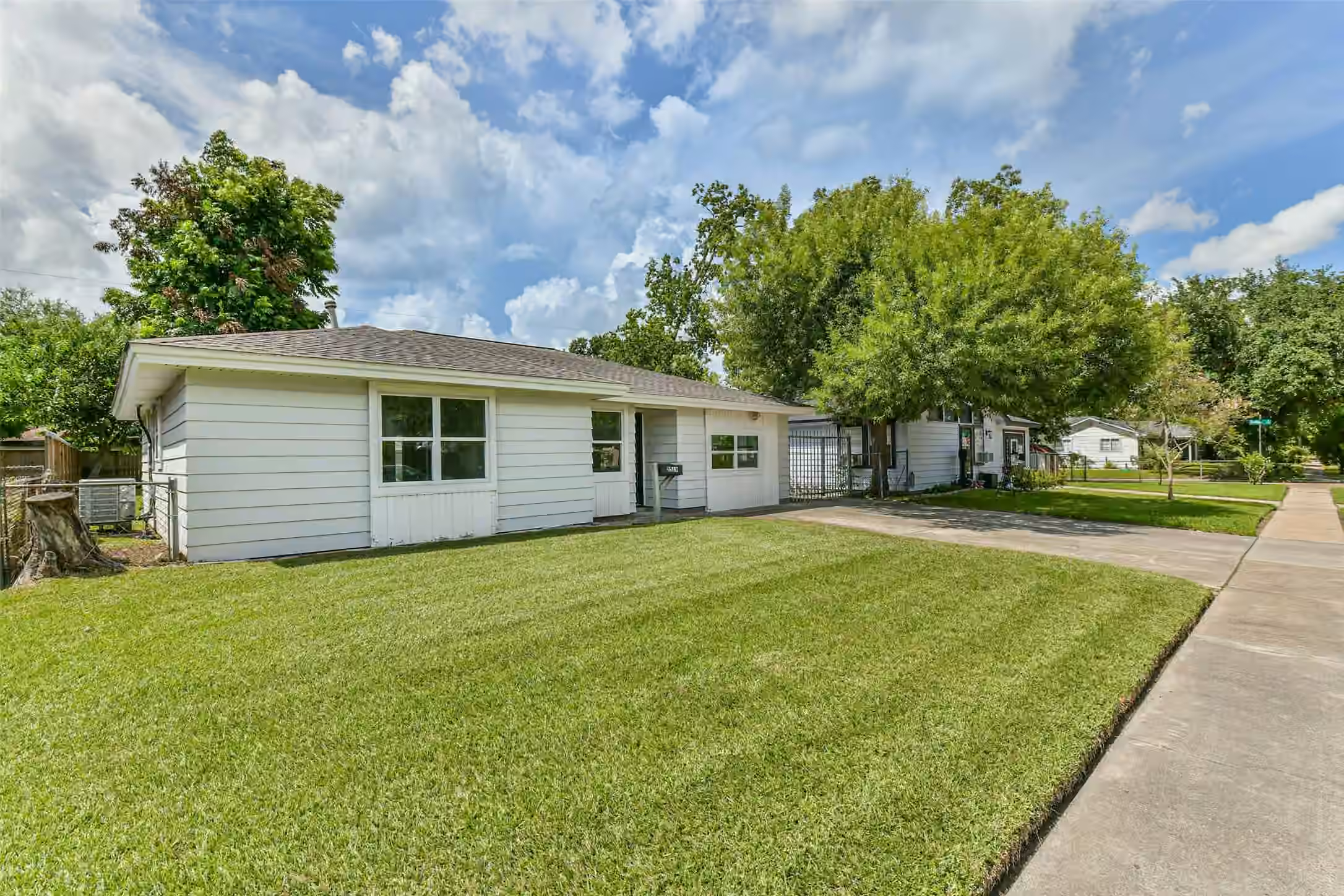 Photo 4 of 3519 Truxton Drive, Pasadena, TX