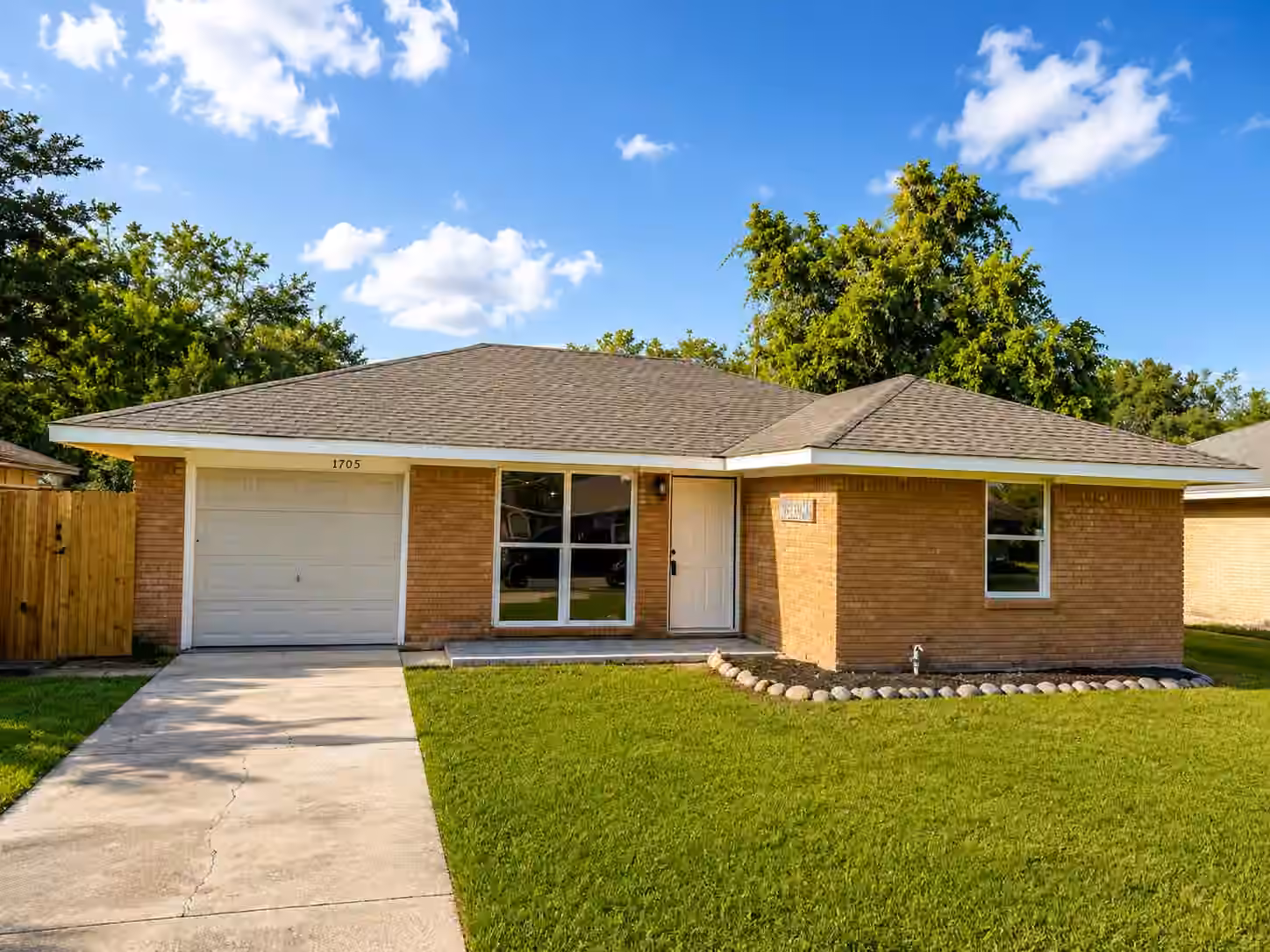 Photo of 1705 E Martha Lane, Pasadena, TX 77502