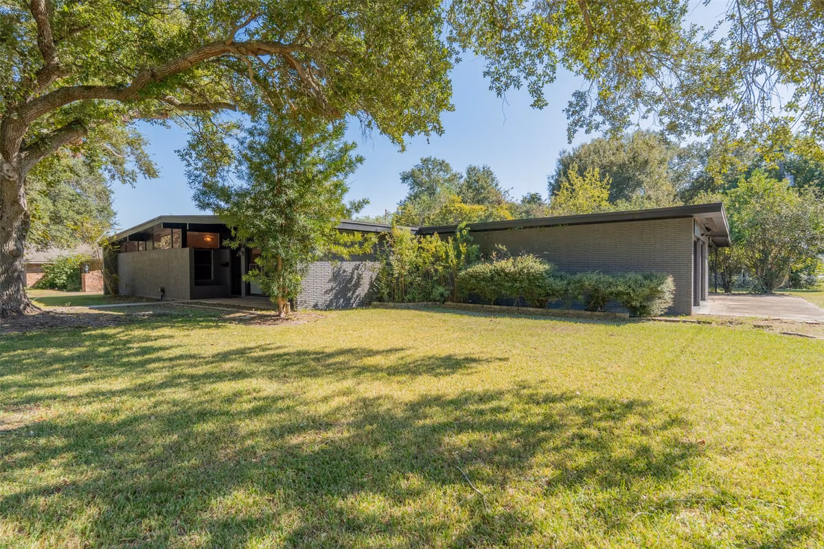 Photo of 3900 Aggie Drive, Bay City, TX 77414