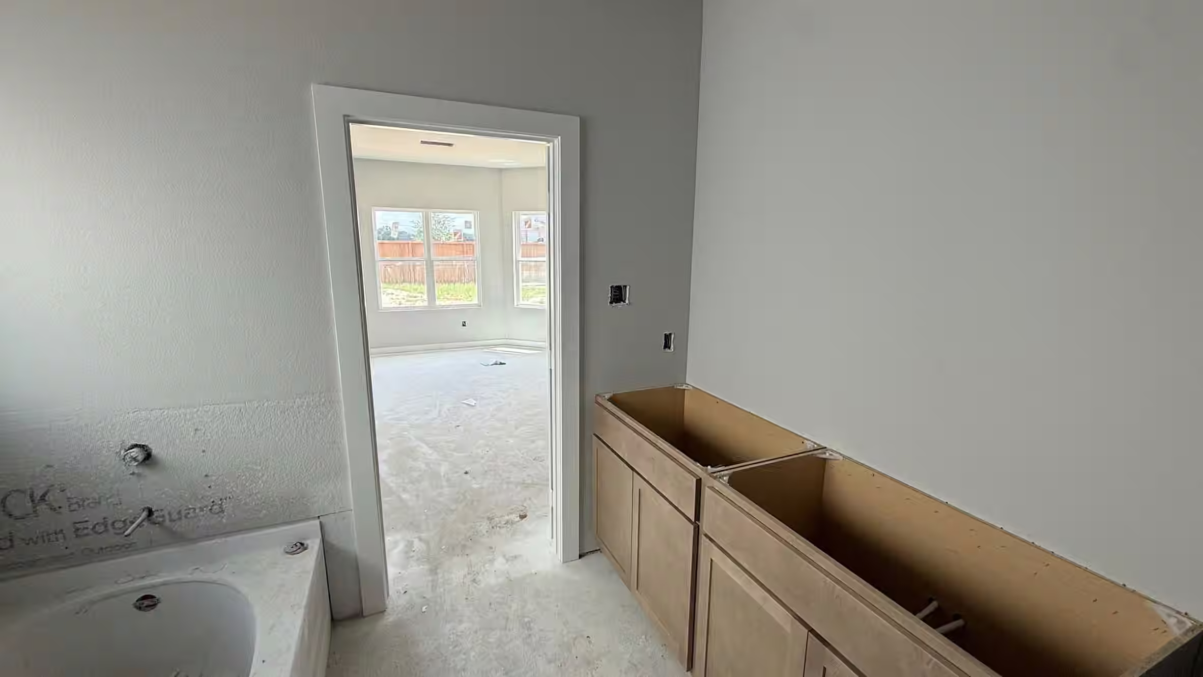 Photo 4 of 19222 Trinity Terrace Lane, Spring, TX
