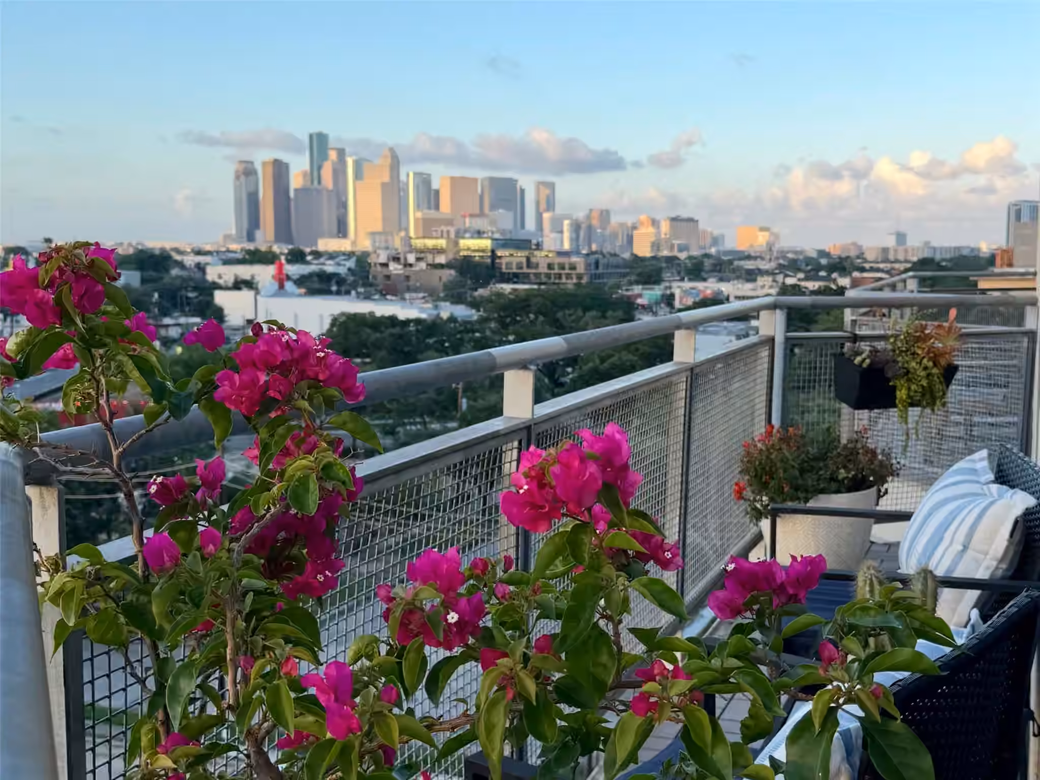 Photo of 3311 Yupon Street 606, Houston, TX 77006