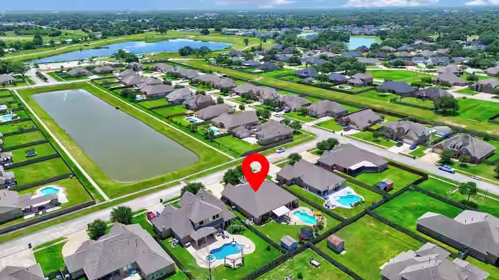 Photo 2 of 1283 Laurel Lane, Angleton, TX