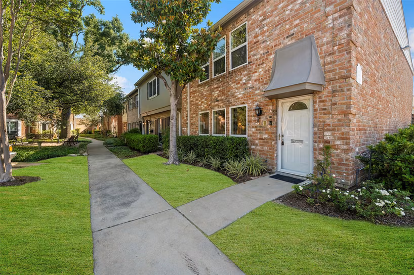 Photo 4 of 14333 Lost Meadow Lane, Houston, TX