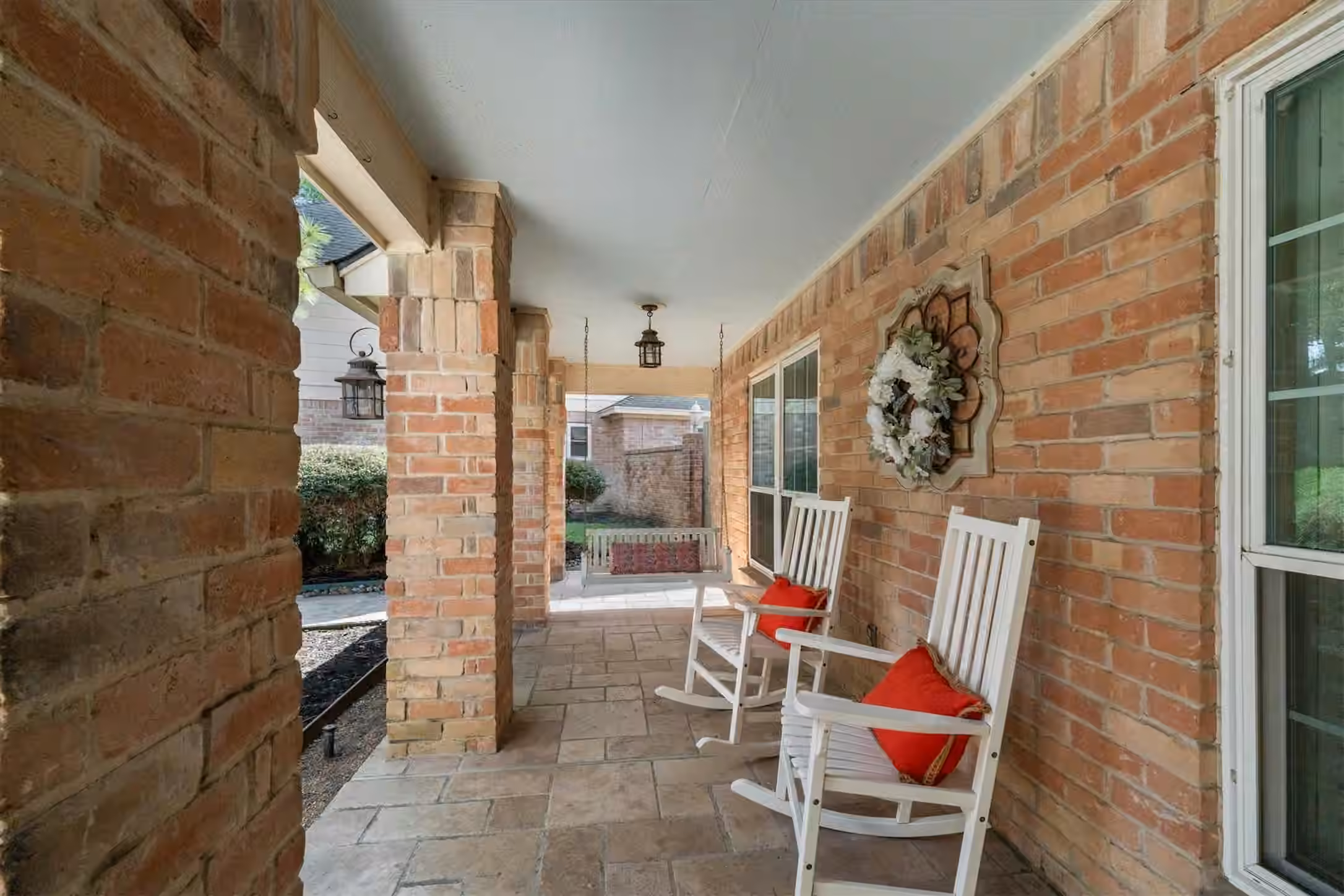 Photo 4 of 9527 Enstone Circle, Spring, TX