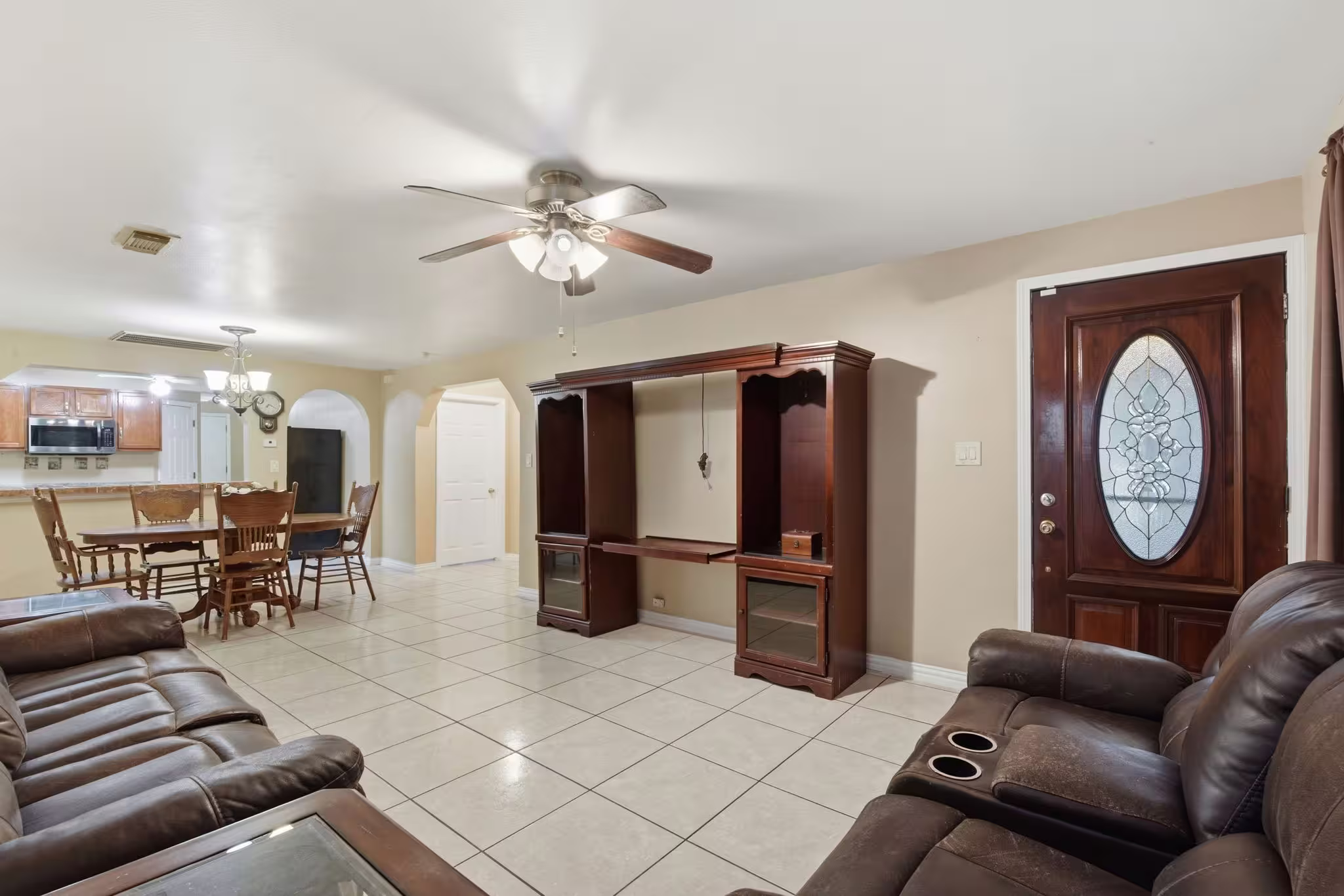 Photo 4 of 5518 Avenue Q, Galveston, TX
