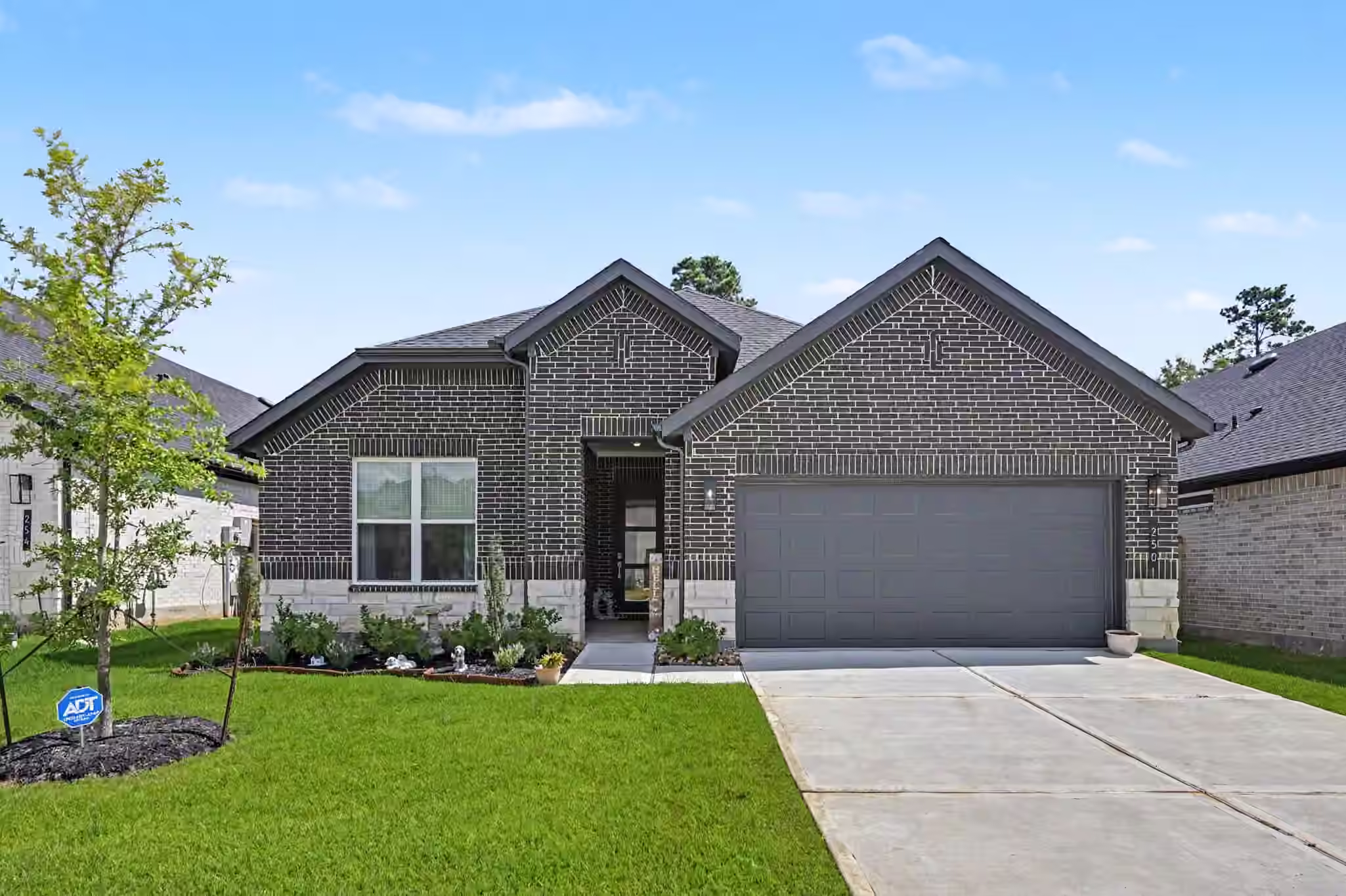Photo of 250 Springfield Terrace Court, Conroe, TX 77304