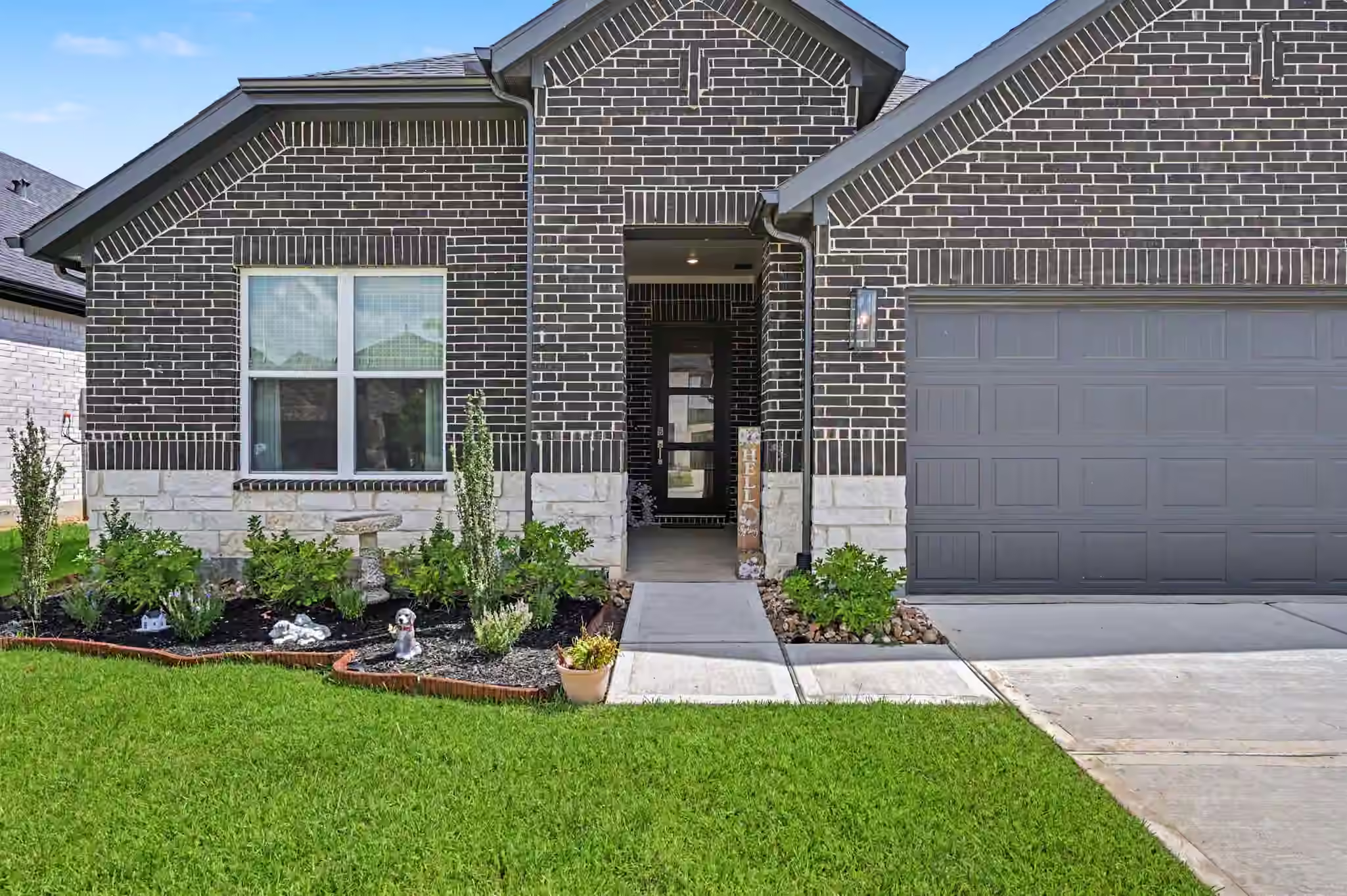 Photo 3 of 250 Springfield Terrace Court, Conroe, TX
