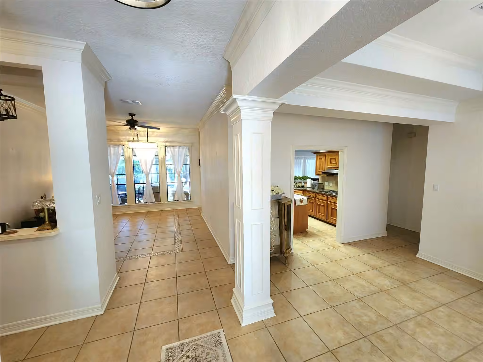 Photo 5 of 104 Portulaca Street, Lake Jackson, TX