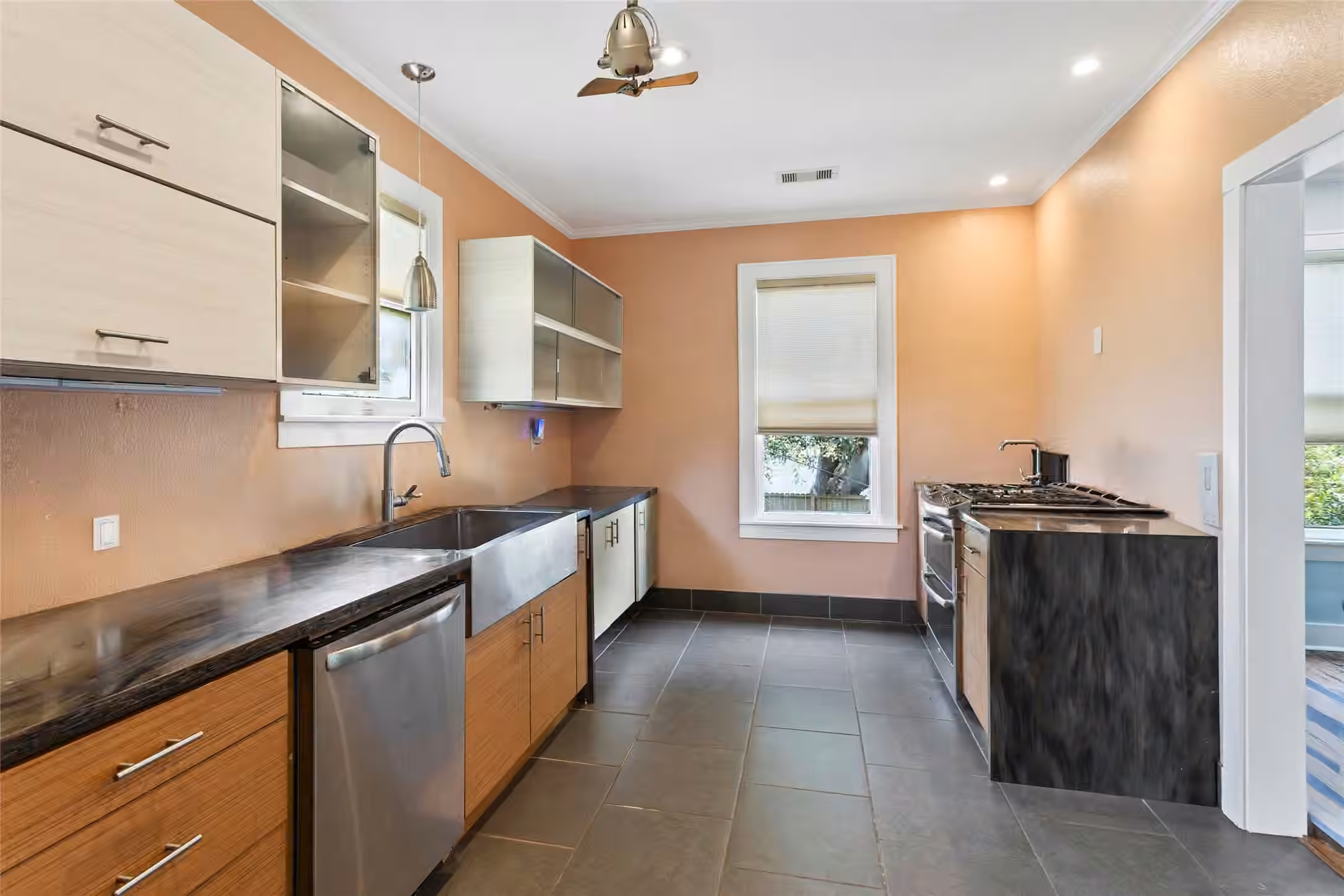 Photo 7 of 2616 45th Street, Galveston, TX