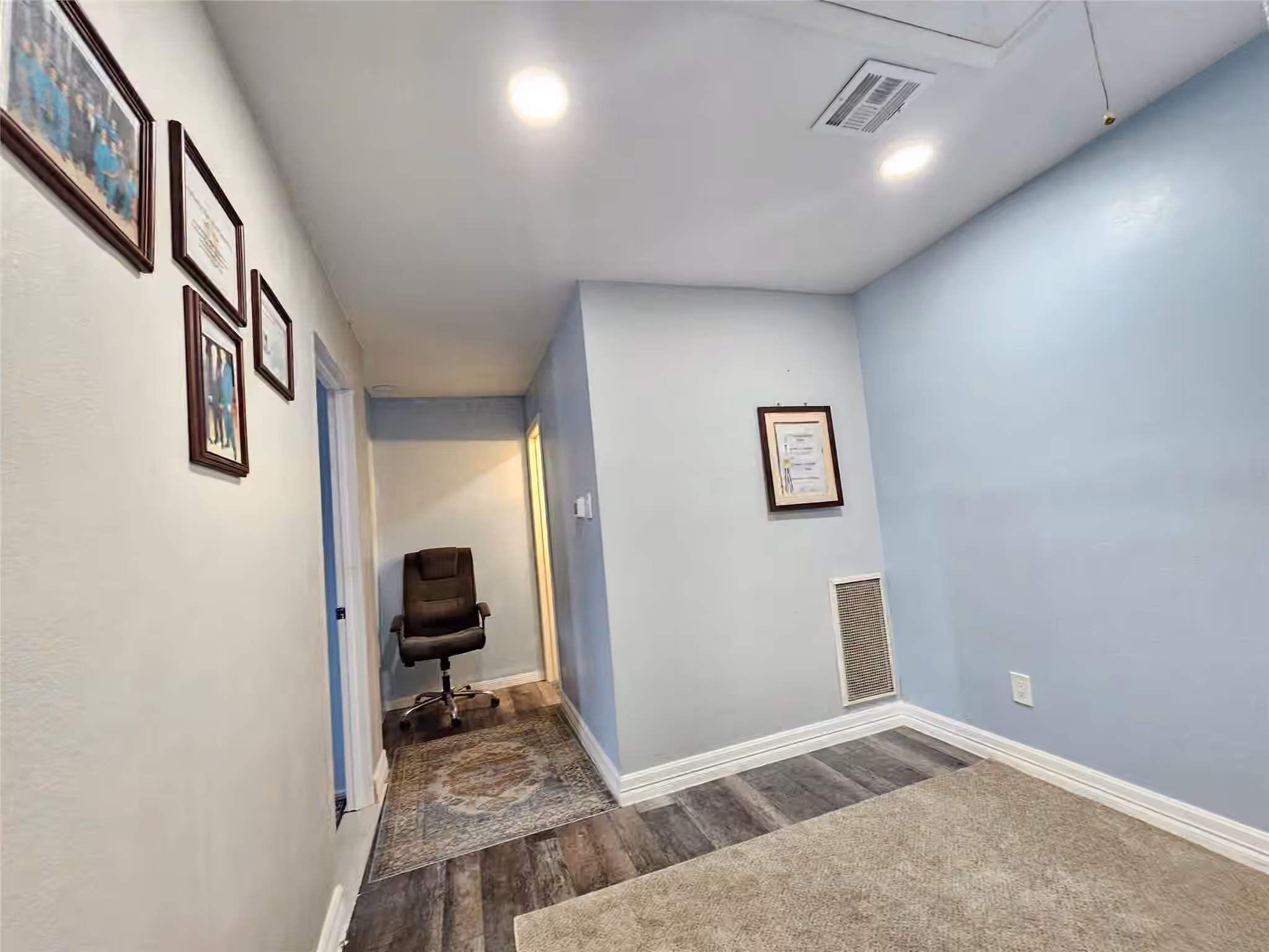 Photo 7 of 9321 Pagewood Lane, Houston, TX