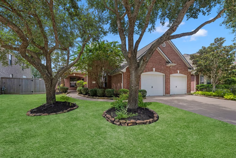 Photo of 2730 Driftwood Drive, Manvel, TX