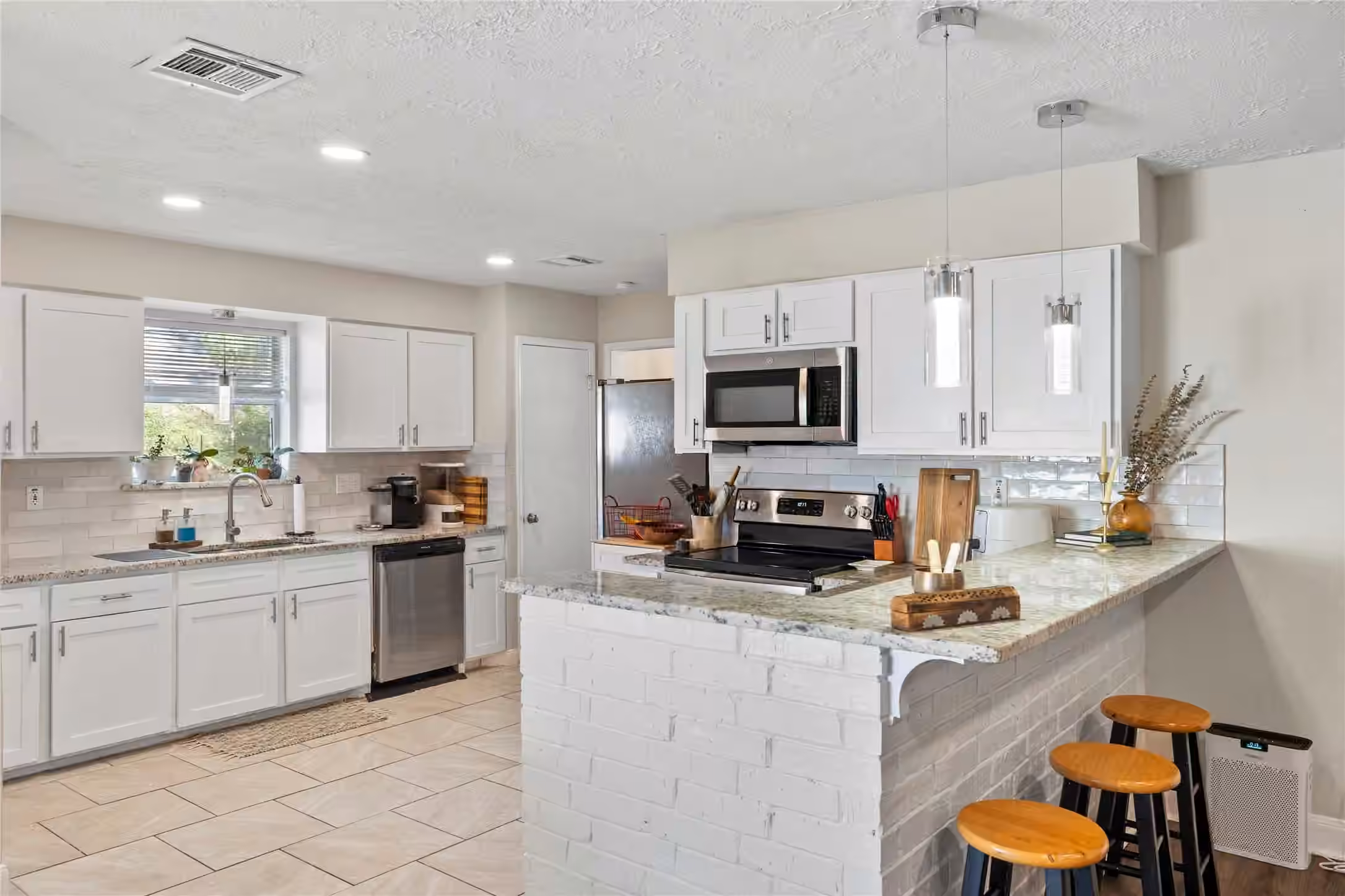 Photo 7 of 9643 Crail Drive, Spring, TX