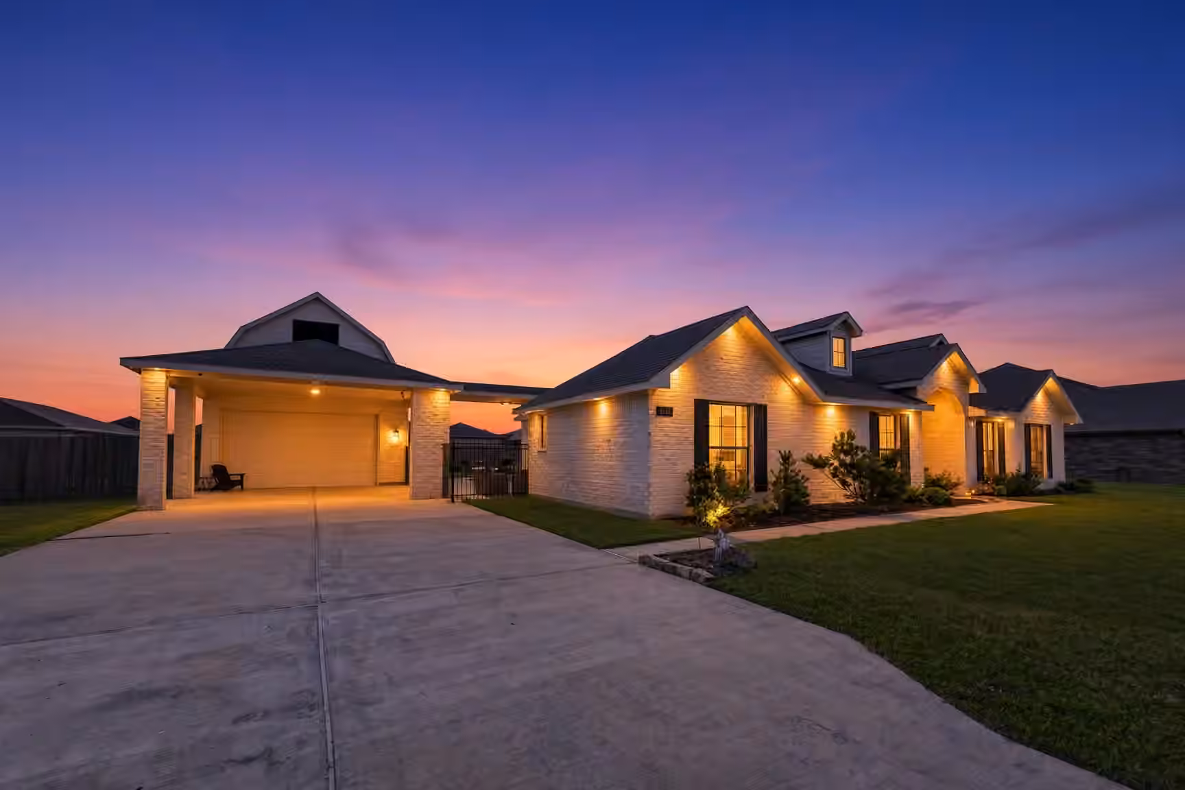 Photo of 3310 Bastian Road, Dickinson, TX 77539