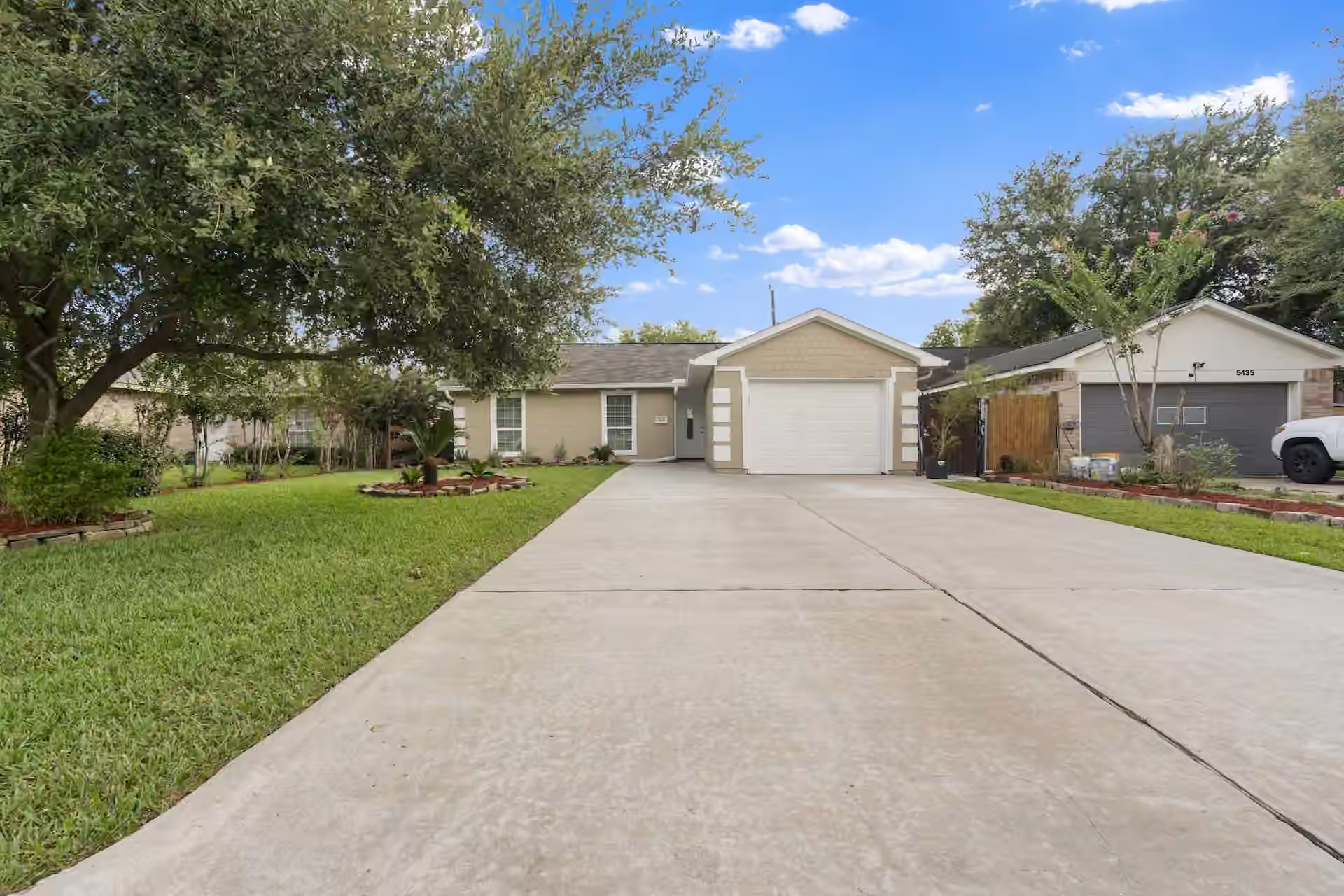 Photo of 5431 Markwood Lane, Houston, TX