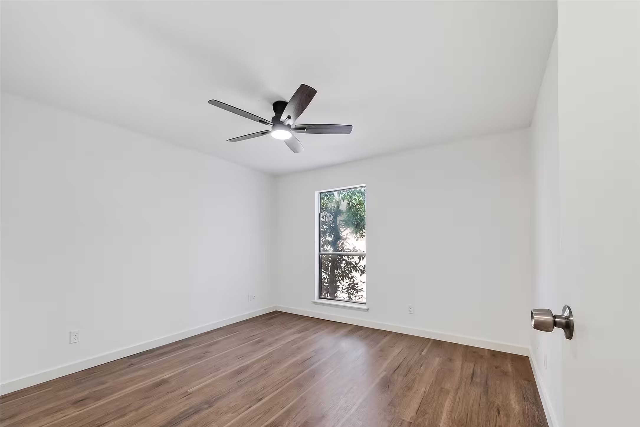 Photo 4 of 7900 N Stadium Drive 42, Houston, TX