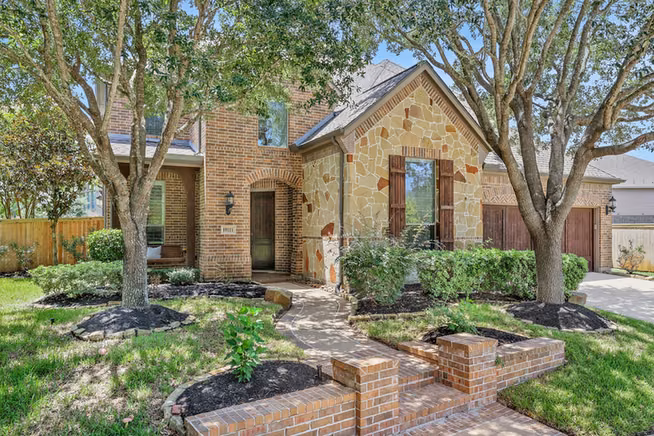 Photo of 19111 Royal Cove Circle, Cypress, TX