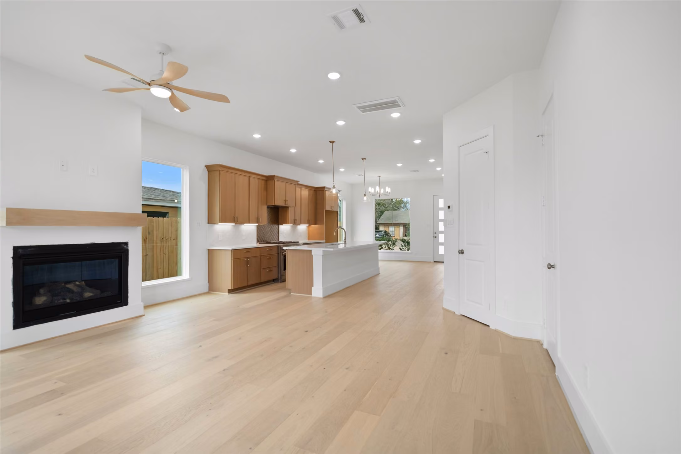 Photo 7 of 8521 Friendship Road, Houston, TX