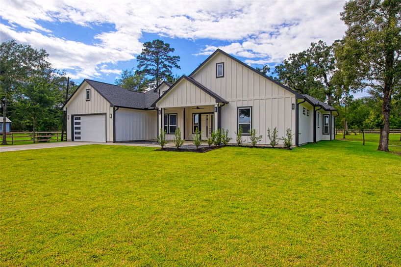 Photo 4 of 11082 Tammy Circle, Plantersville, TX
