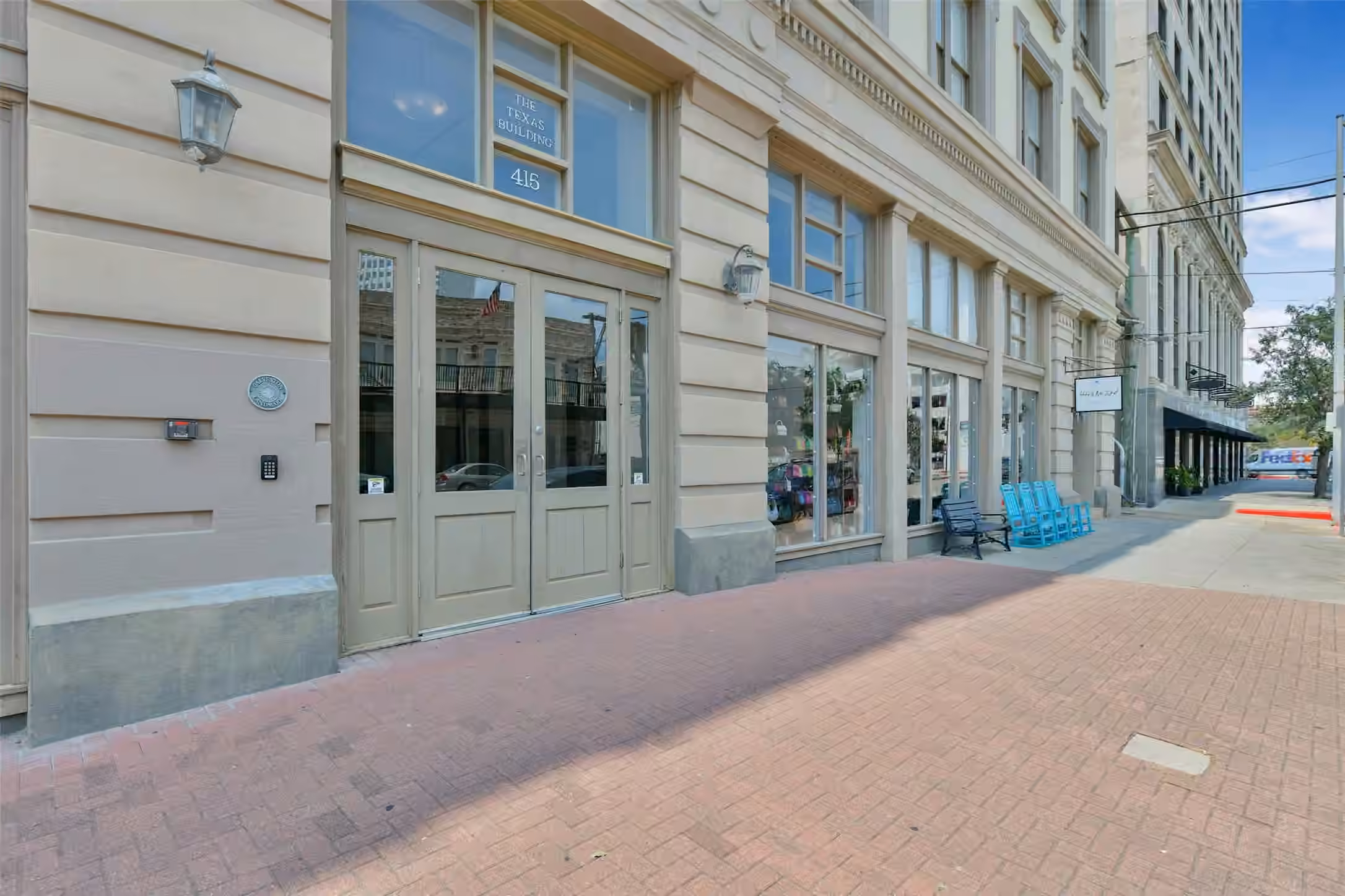 Photo 3 of 415 22nd Street, Galveston, TX