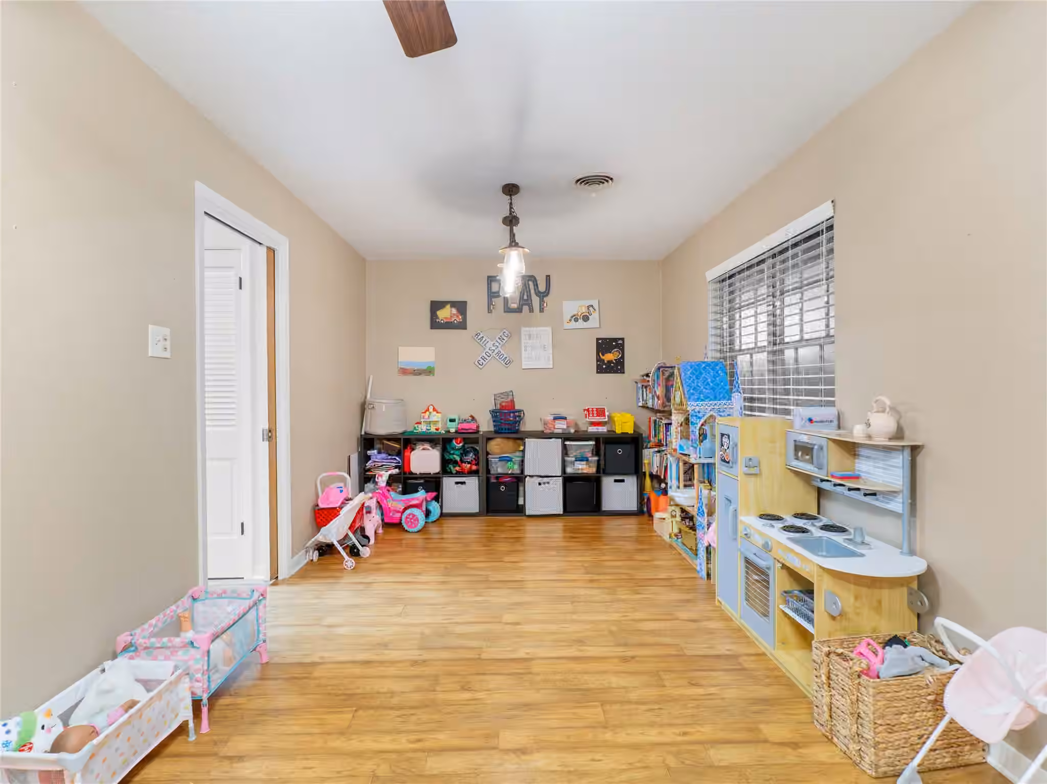 Photo 6 of 202 W West Street, El Campo, TX