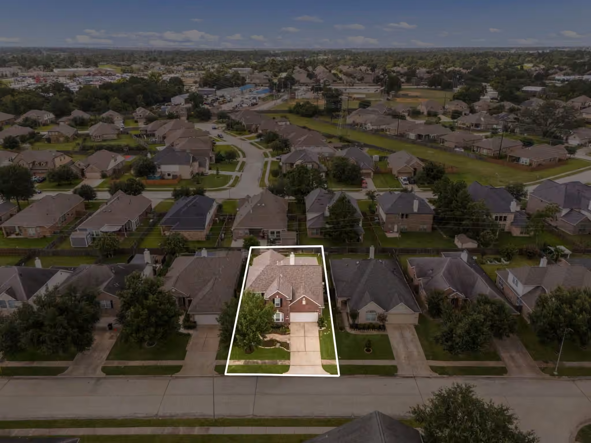 Photo 5 of 4526 Countrypines Drive, Spring, TX