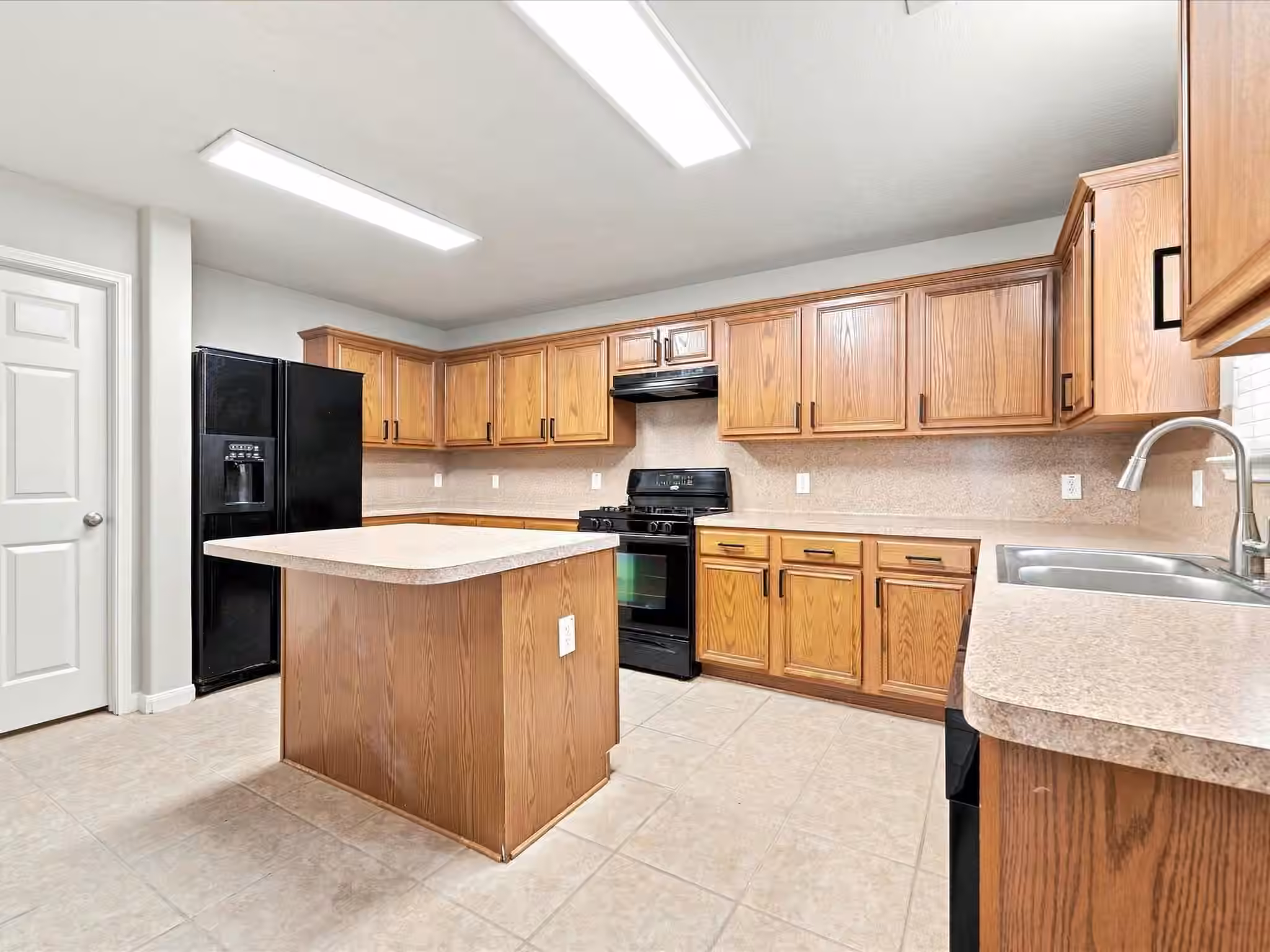 Photo 5 of 32302 Golden Oak Park Lane, Conroe, TX
