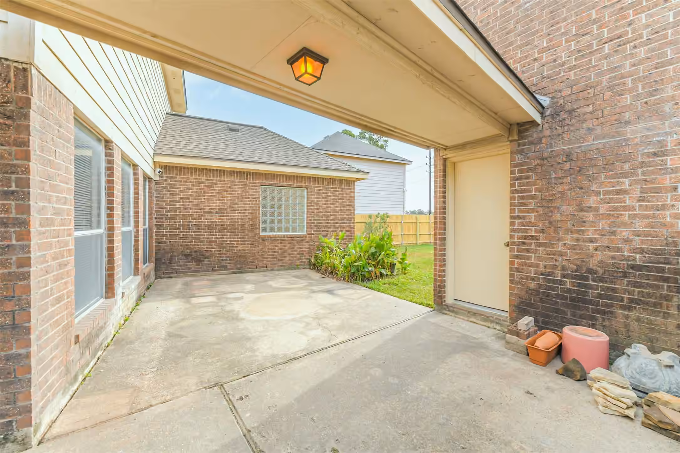 Photo 2 of 823 Hannock Glen Lane, Spring, TX
