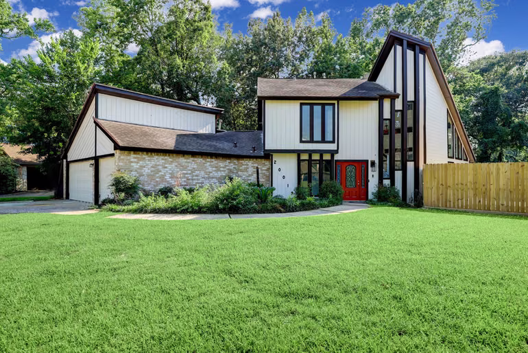 Photo of 20019 Legend Oak Drive, Humble, TX