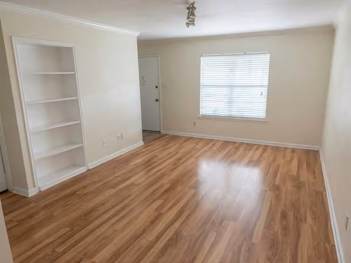 Photo of 2250 Bering Drive 68, Houston, TX