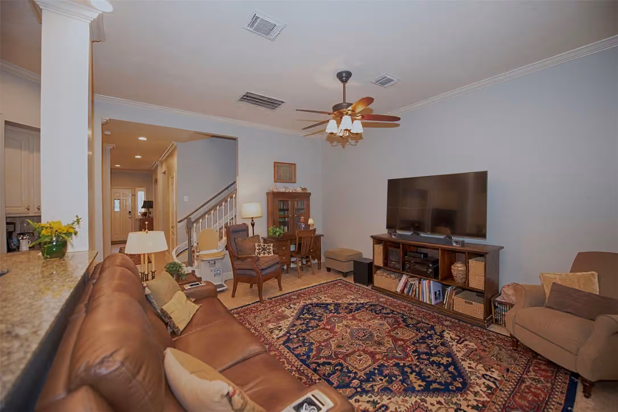 Photo 5 of 2402 Clippers Square, Nassau Bay, TX