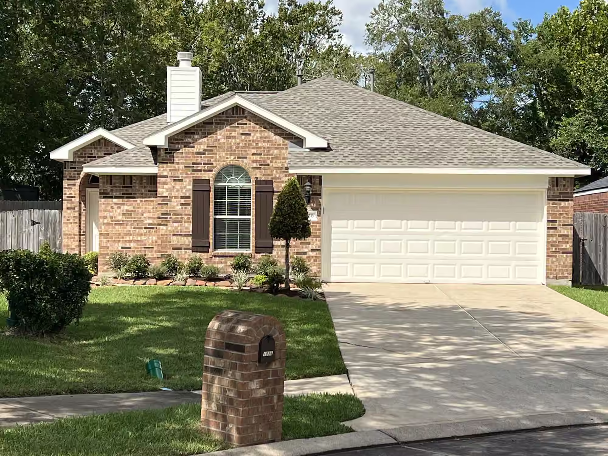 Photo of 1826 Sherwood Forest Circle, League City, TX 77573