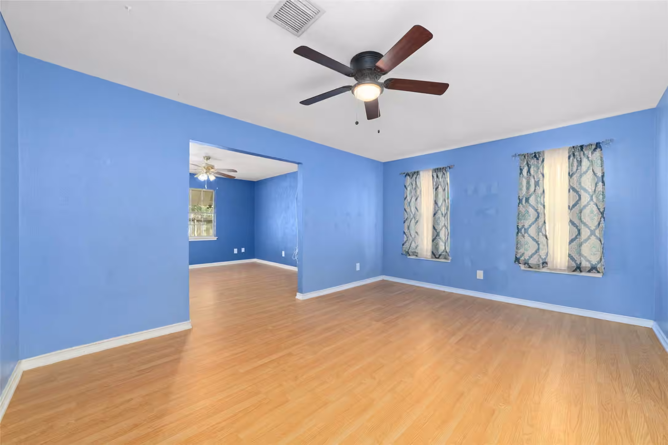 Photo 7 of 218 Black Forest Drive, Spring, TX