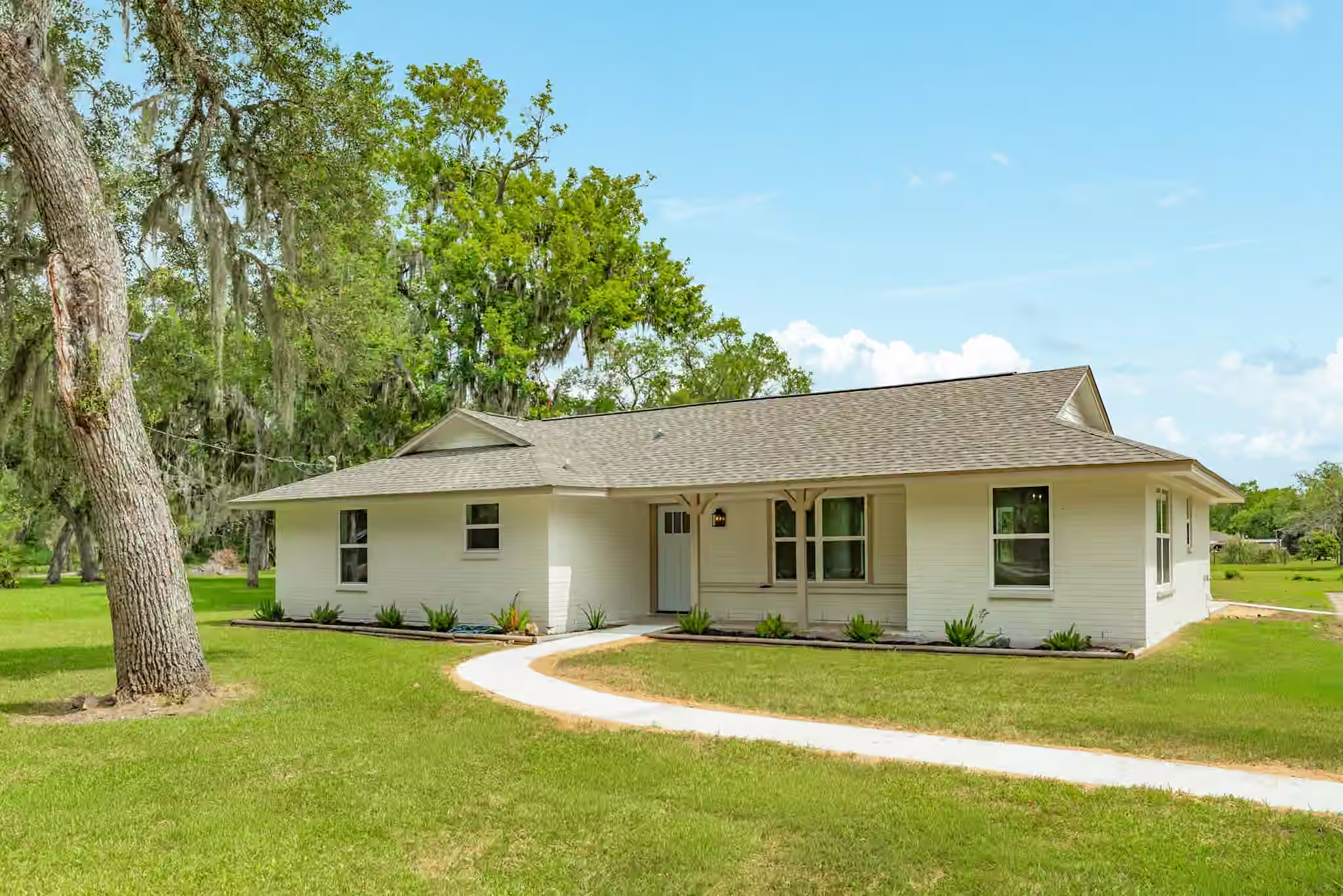 Photo 3 of 16508 County Road 729, Brazoria, TX