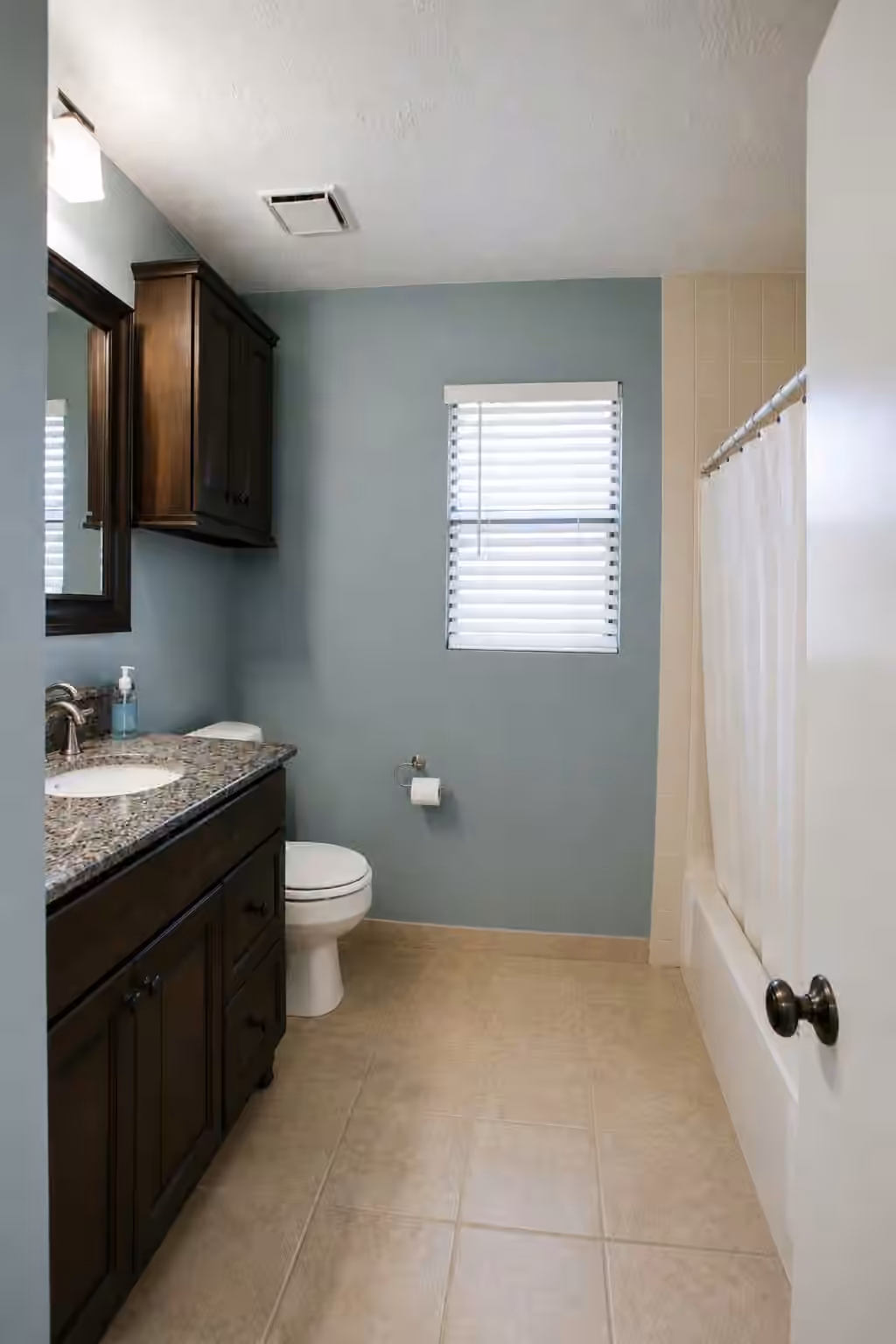 Photo 7 of 2521 Crosstimbers Drive K6, Huntsville, TX