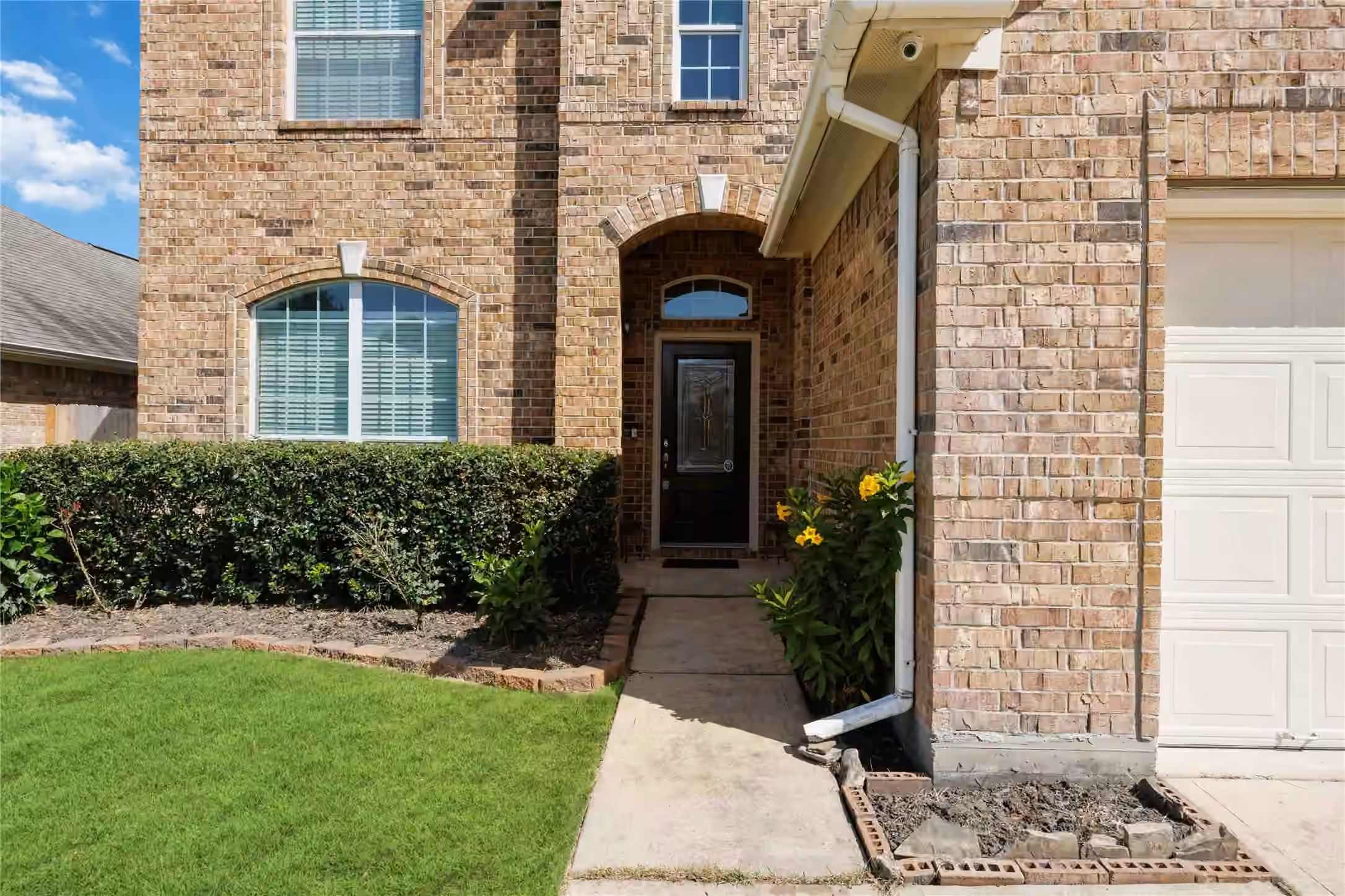 Photo 3 of 3007 Cimarron Pass Drive, Spring, TX