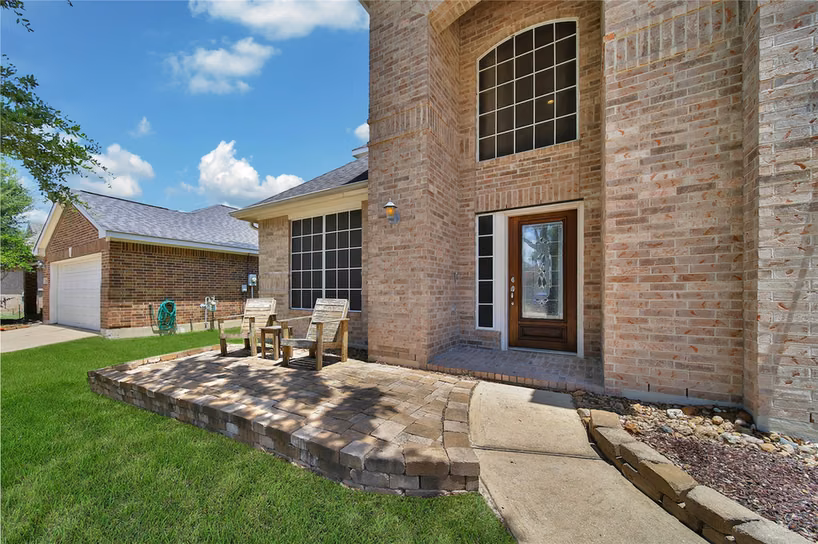 Photo 4 of 19510 Country Breeze Court, Spring, TX