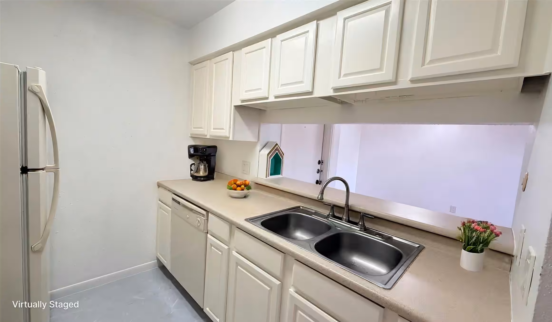 Photo 6 of 3075 Walnut Bend Lane 36, Houston, TX