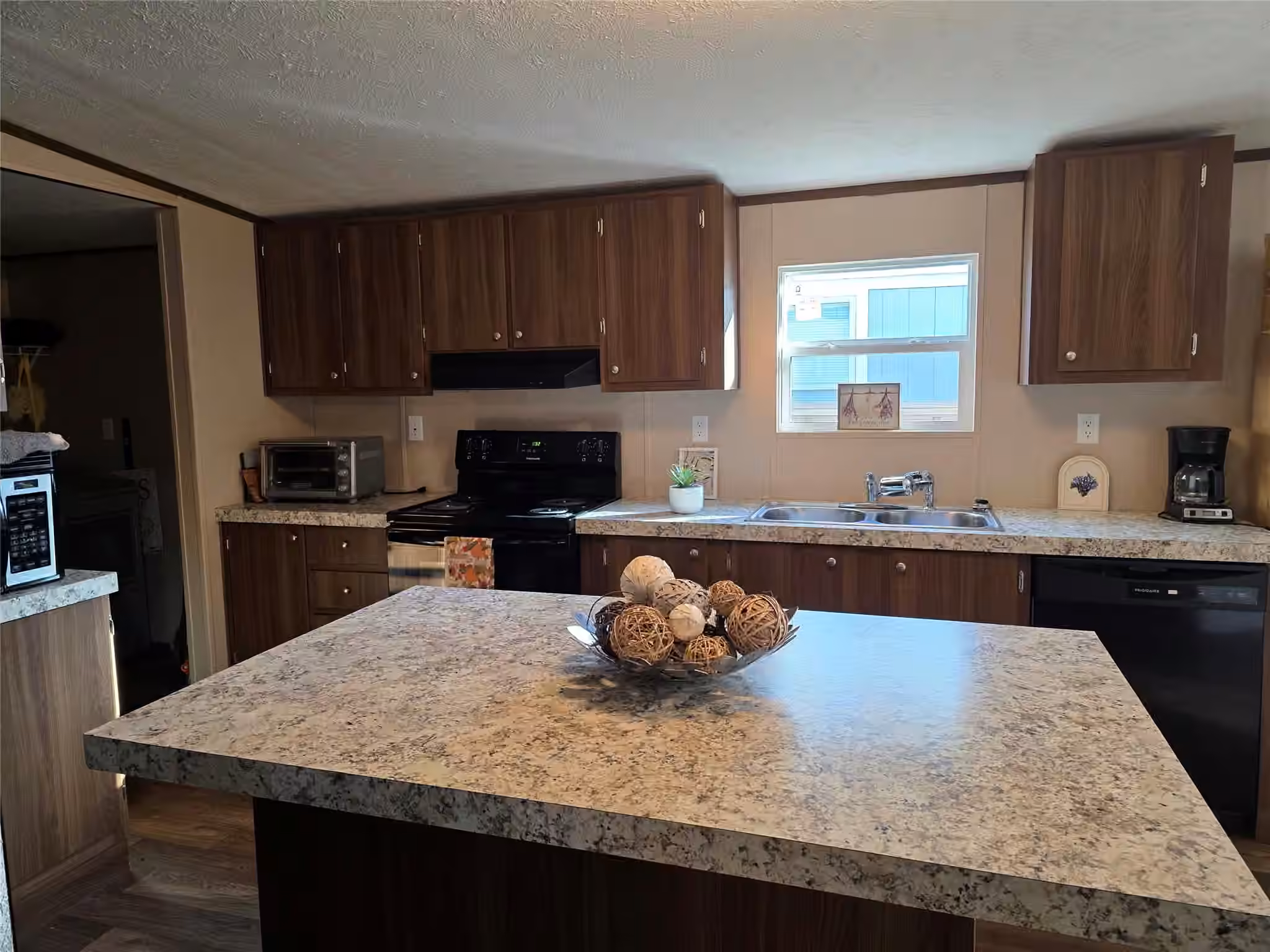 Photo 5 of 1322 Road 5263, Cleveland, TX