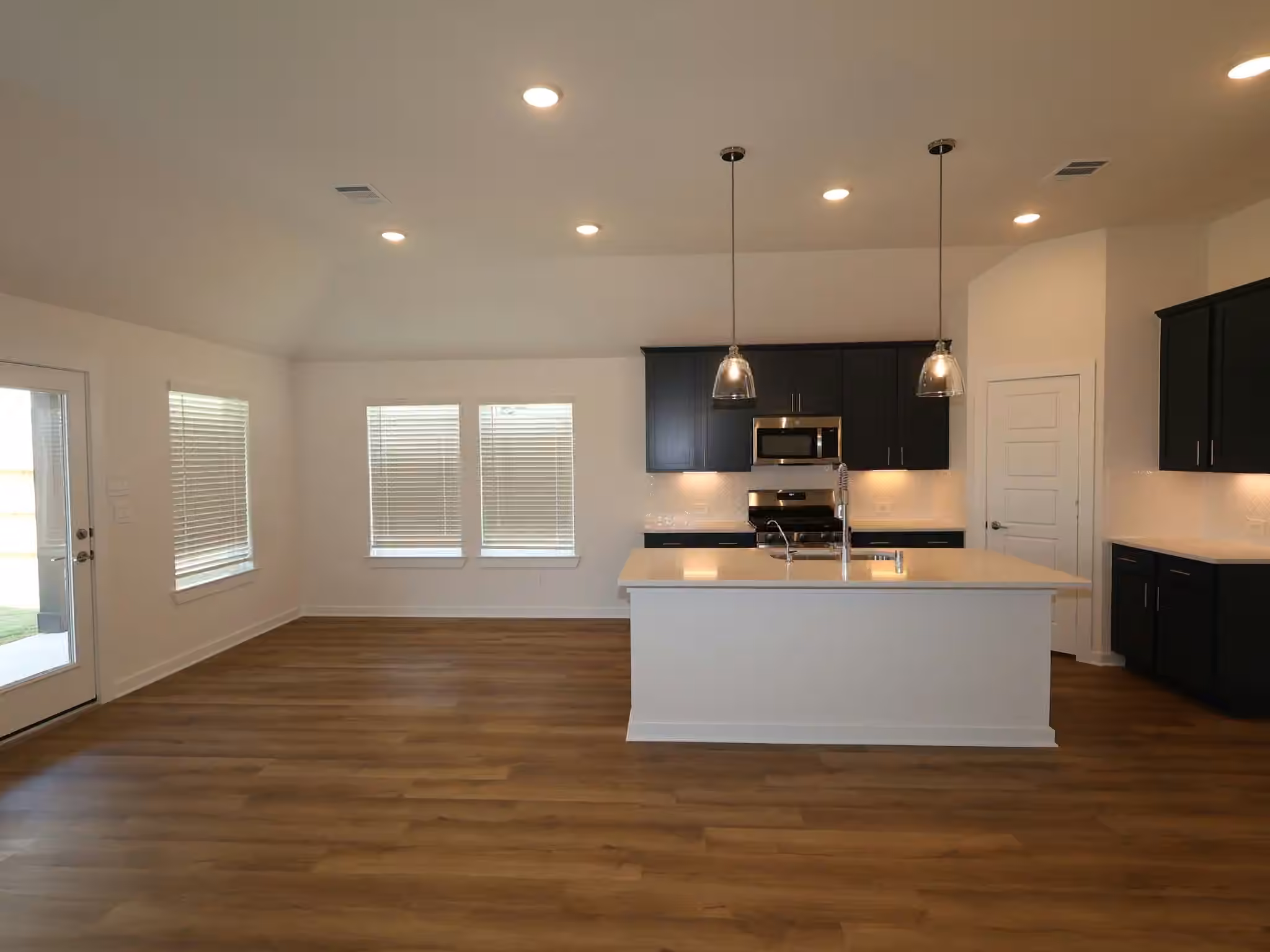 Photo 4 of 21443 Mountain Haya Trail, Tomball, TX