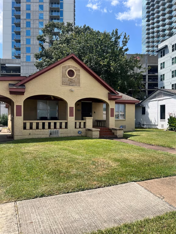 Photo 3 of 132 Carson Court, Houston, TX