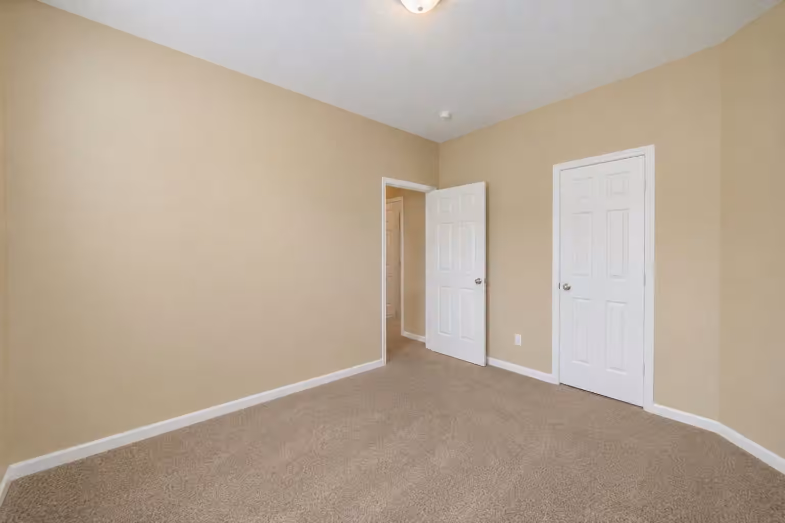 Photo 7 of 19811 Clear Glen Drive, Humble, TX