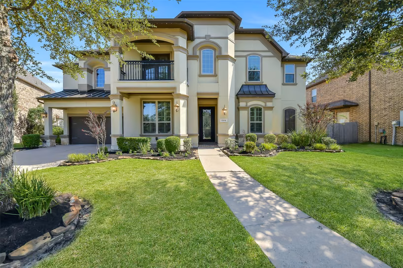 Photo of 2204 Texoma Bend Lane, Friendswood, TX 77546