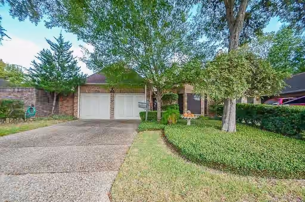 Photo of 1919 Mosa Creek Court, Houston, TX 77017