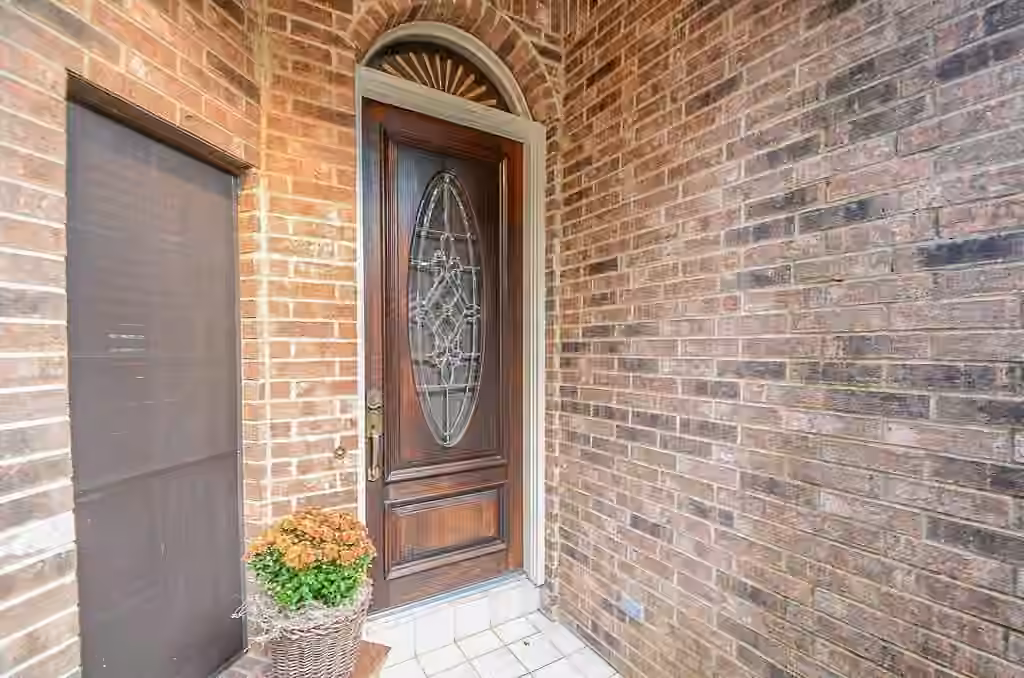 Photo 3 of 1919 Mosa Creek Court, Houston, TX