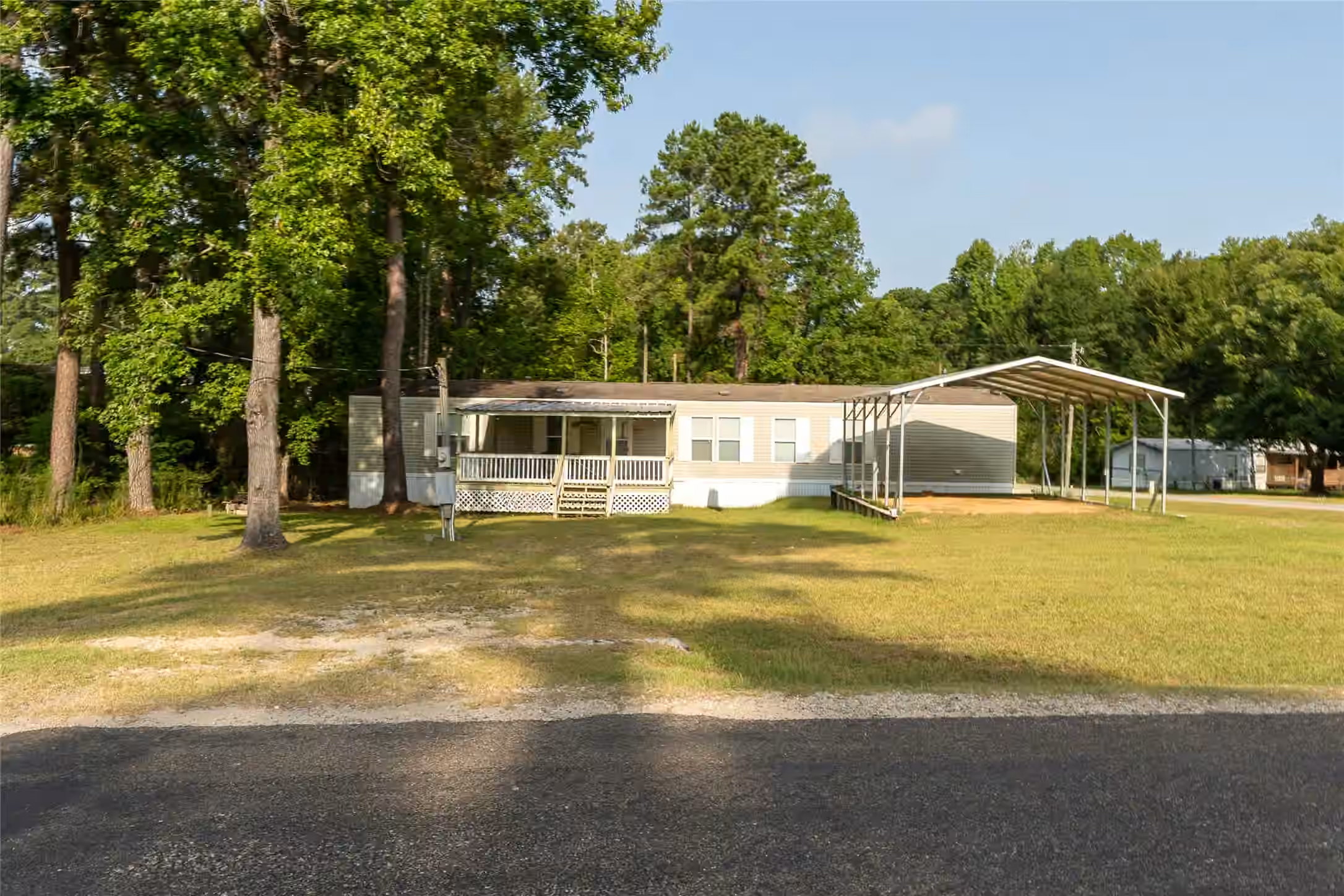 Photo of 651 Harbor Point Drive, Trinity, TX
