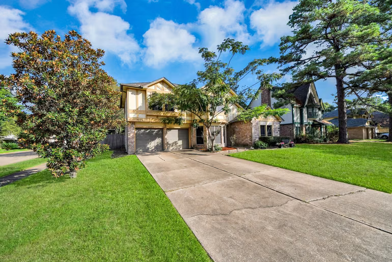 Photo 3 of 10214 Waving Fields Drive, Houston, TX