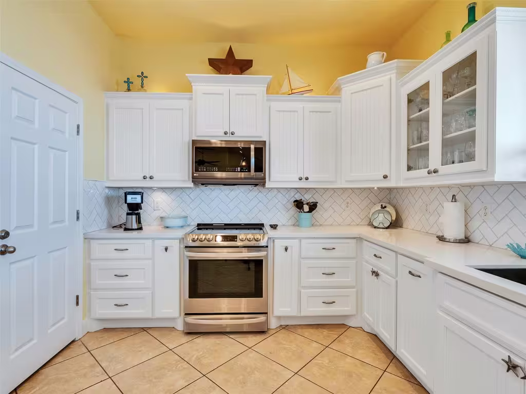 Photo 4 of 2276 Trinidad Drive, Crystal Beach, TX