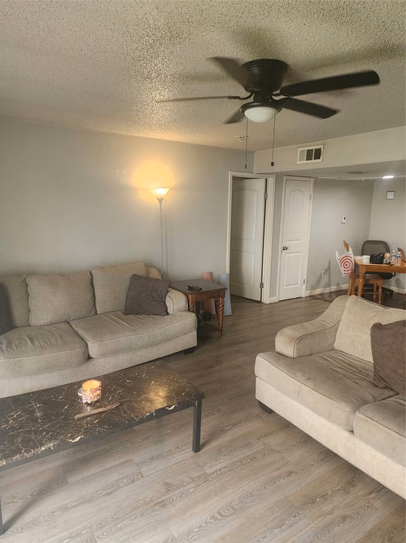 Photo 6 of 2816 S Bartell Drive 4, Houston, TX