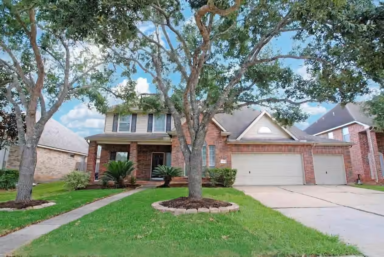 Photo 2 of 6123 Baron Hill Lane, Sugar Land, TX