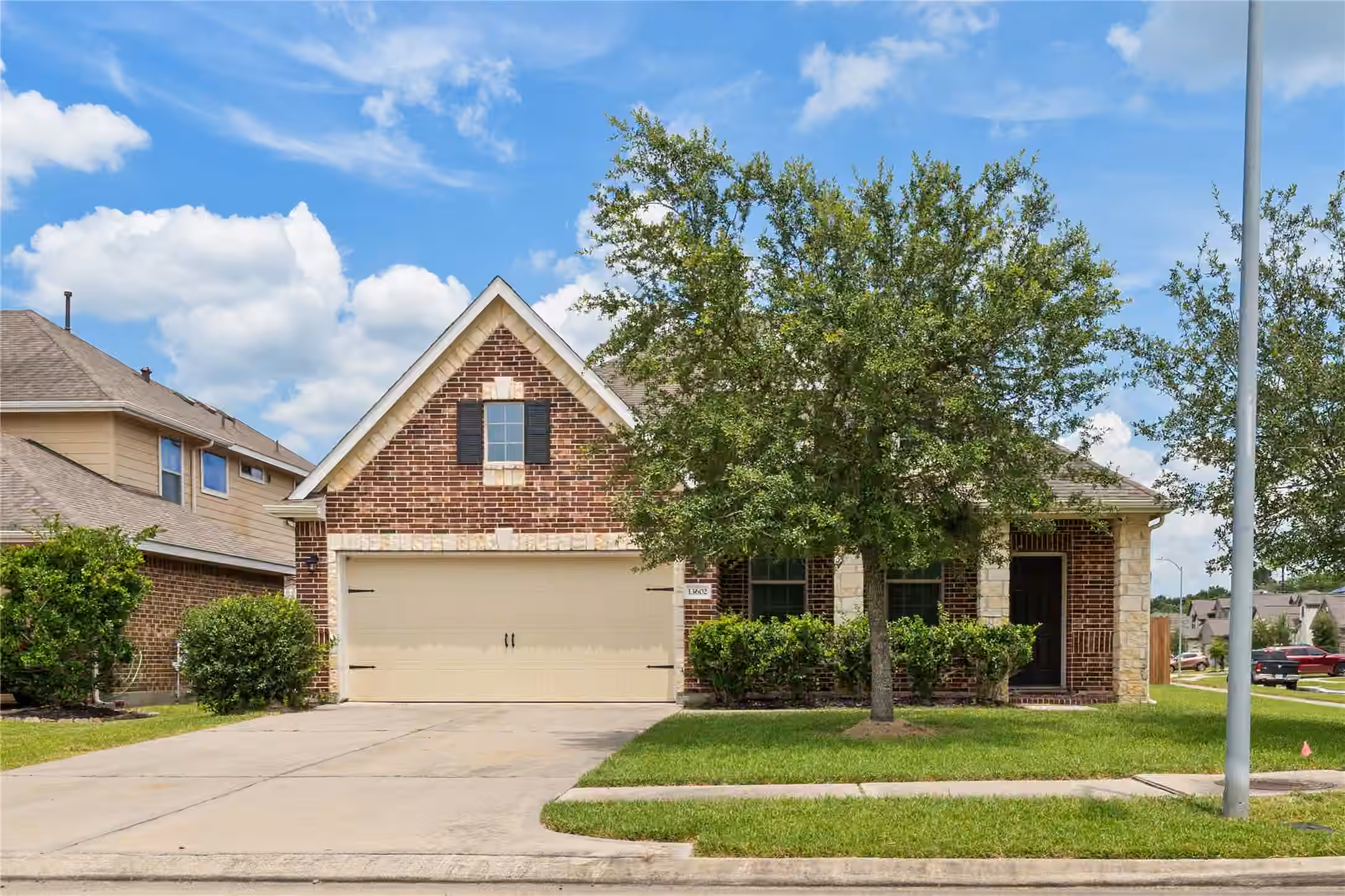Photo of 13602 Kodiak Brown Bear Street, Crosby, TX 77532